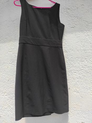 Robe noire camaïeu cintrée