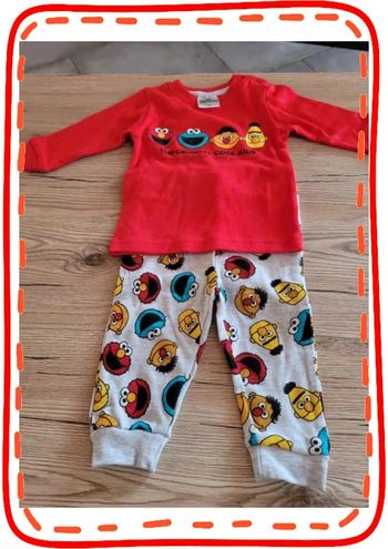 Ensemble pantalon et tshirt