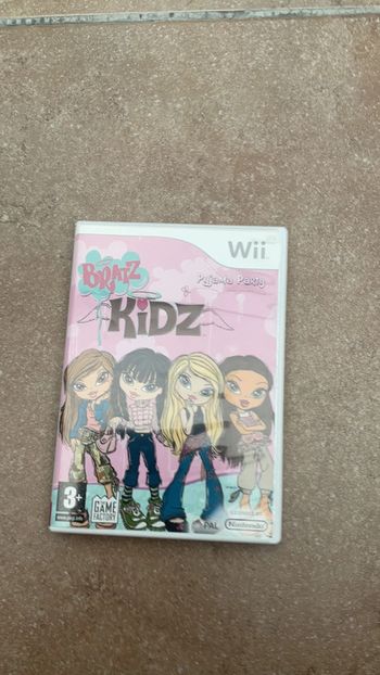 Jeu Wii bratz kidz pyjama party (n°20)