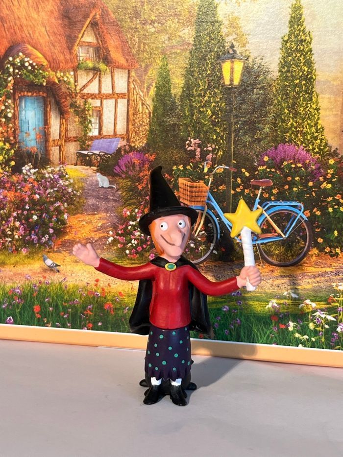 Tonie room on the groom (anglais 🇬🇧) - photo numéro 3