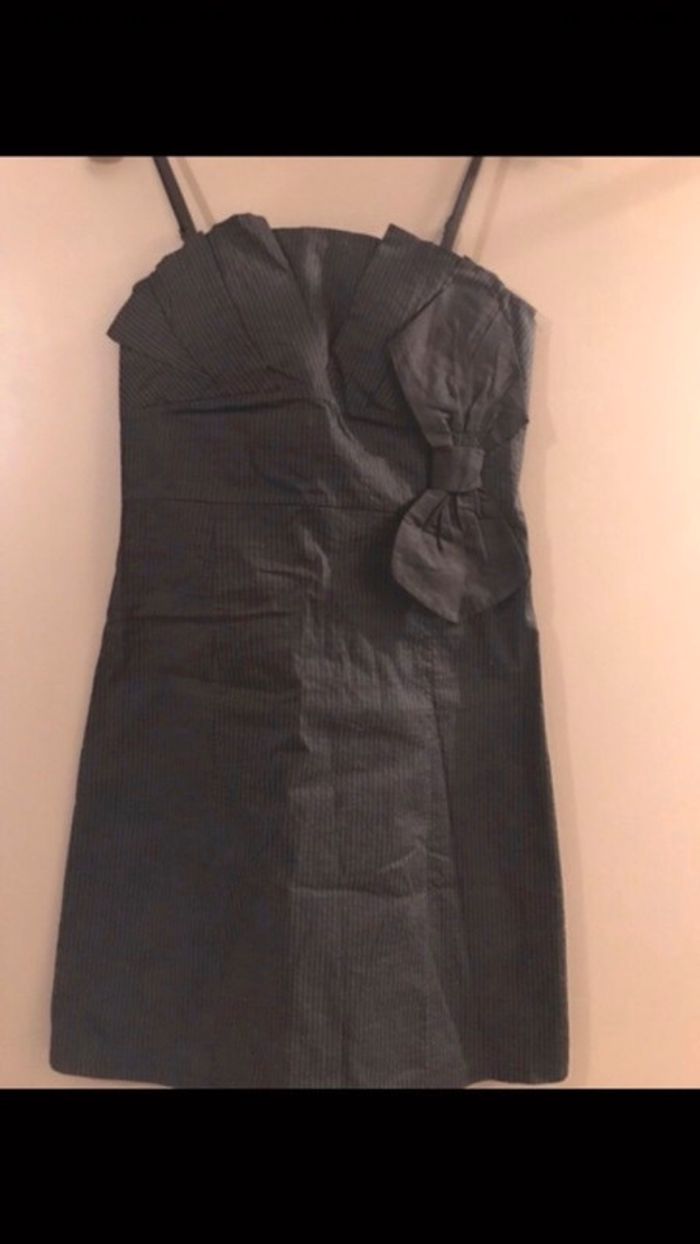 Robe avec noeud - photo numéro 2