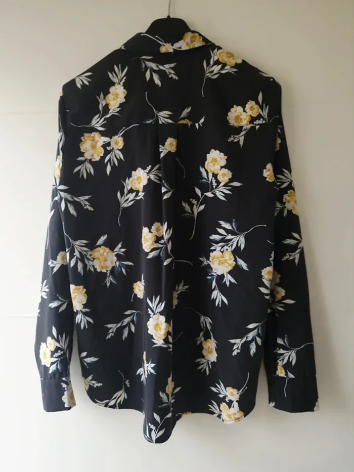 Chemise fleuries | H&M | taille 38 - photo numéro 2