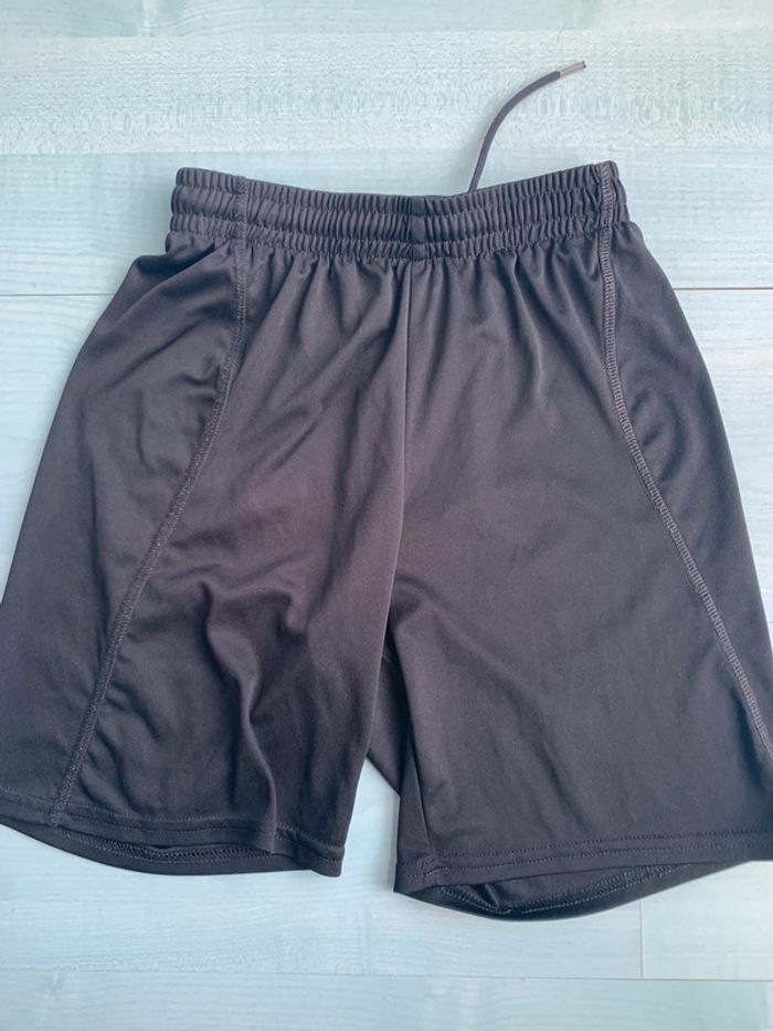 Short noir 10/12ans