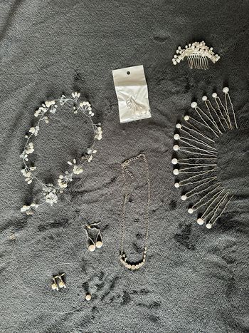 Accessoires cheveux et bijoux