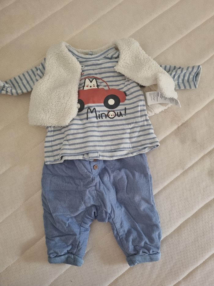 Ensemble pantalon tee shirt long petite veste