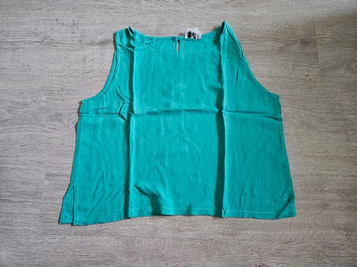 T-shirt débardeur femme sans manche taille L