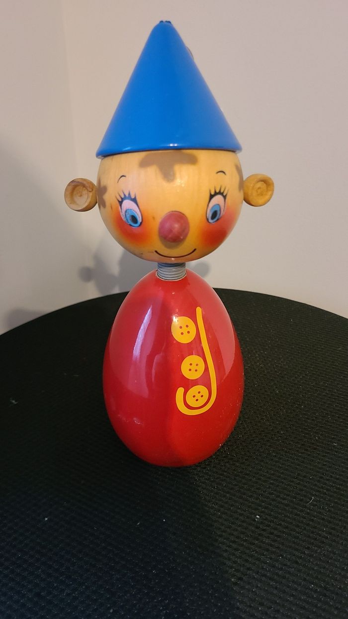 tirelire en bois oui oui de VILAC