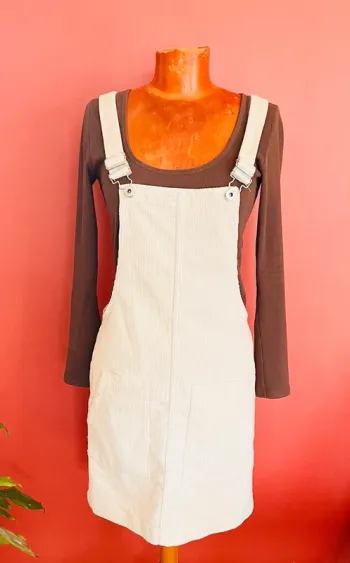 Robe salopette en velours écru