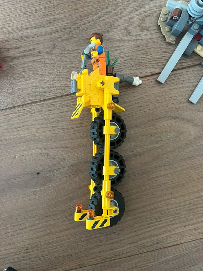 Lego  MOVIE - 70823 - Le Tricycle d'Emmet - photo numéro 7