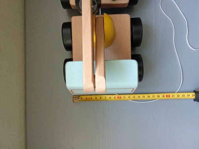 Camion et grue en bois - photo numéro 8