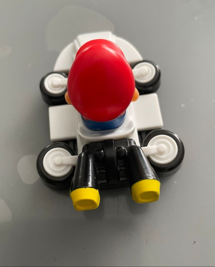 Lot de Figurines Mario Kart avec voiture - photo numéro 8