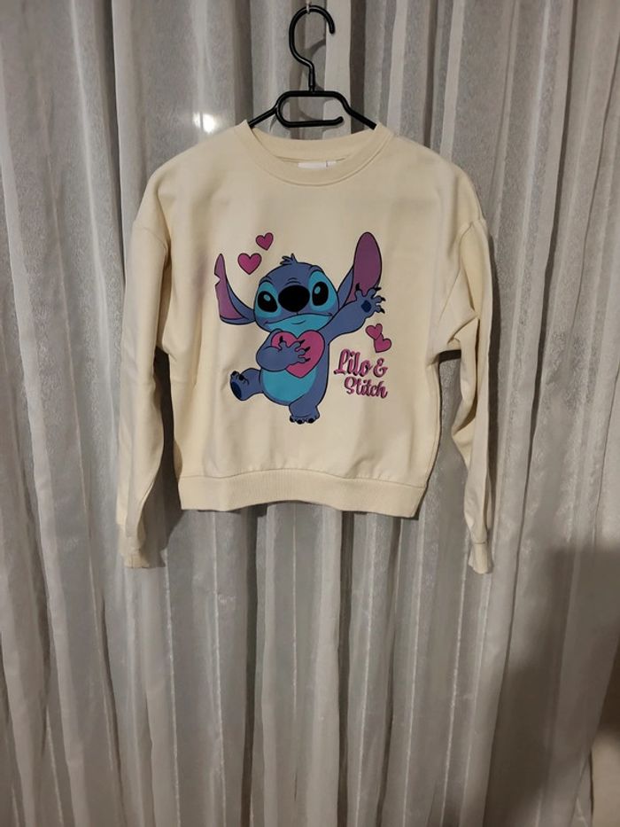 Pull façon crop top Stitch 11/12 ans