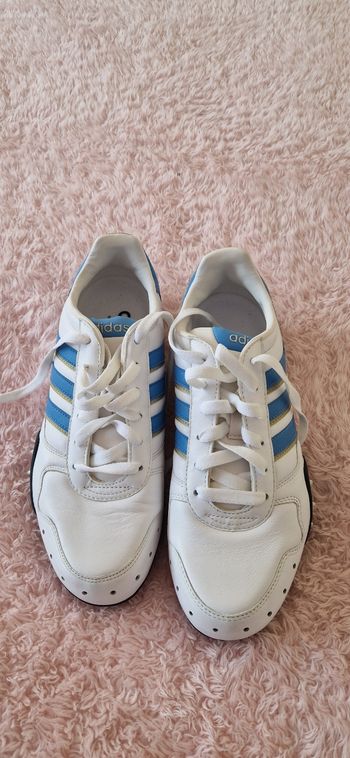 Baskets Adidas Pointure 40