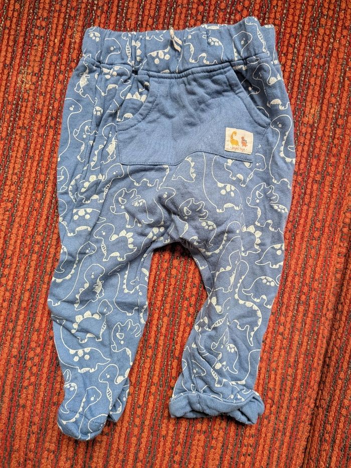 Lot pantalons et salopettes 9  mois - photo numéro 5