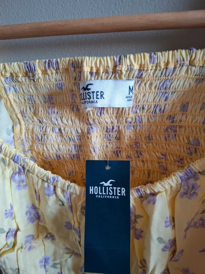 Crop-top corset fleuri Hollister - photo numéro 3