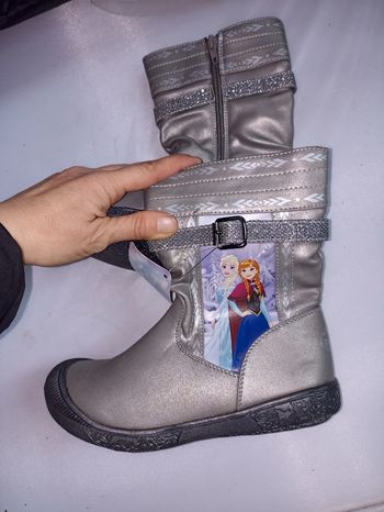 Bottines reine des neiges taille 34