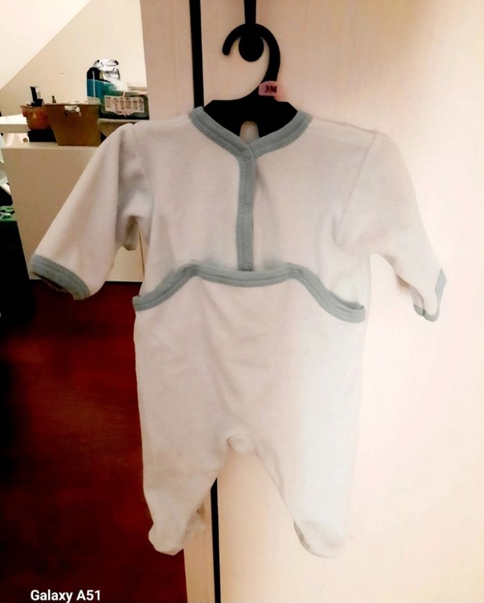 Pyjama 3 mois - photo numéro 2