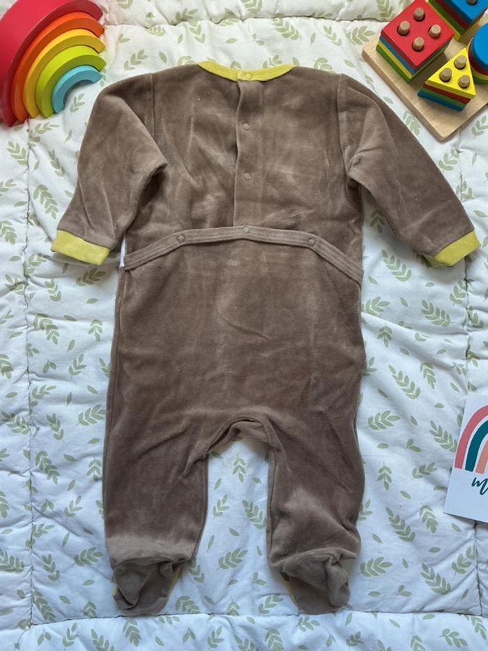 pyjama grenouillère en velours marron et blanc 6 mois trois kilos sept - photo numéro 6