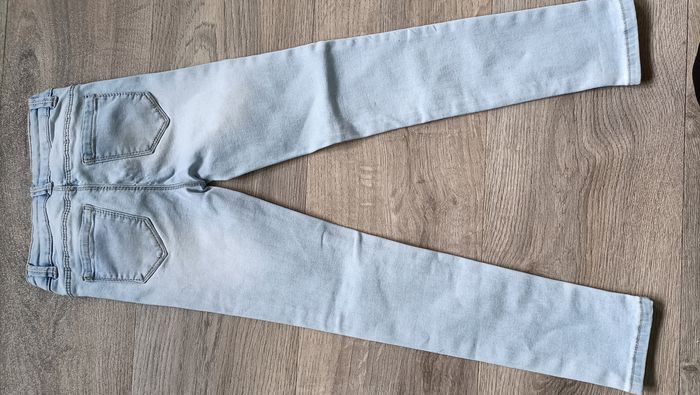 Jeans fille 7 ans - photo numéro 5