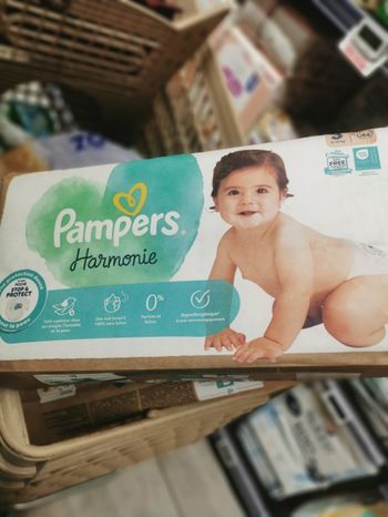 Lot de 2 paquets de couches Pampers Harmonie taille 3