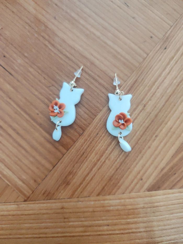 Boucle d'oreille chat