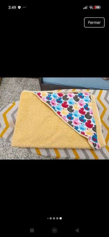 Je vends lot de serviette de bain pour bébé 