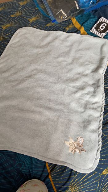 Couverture bébé bleu