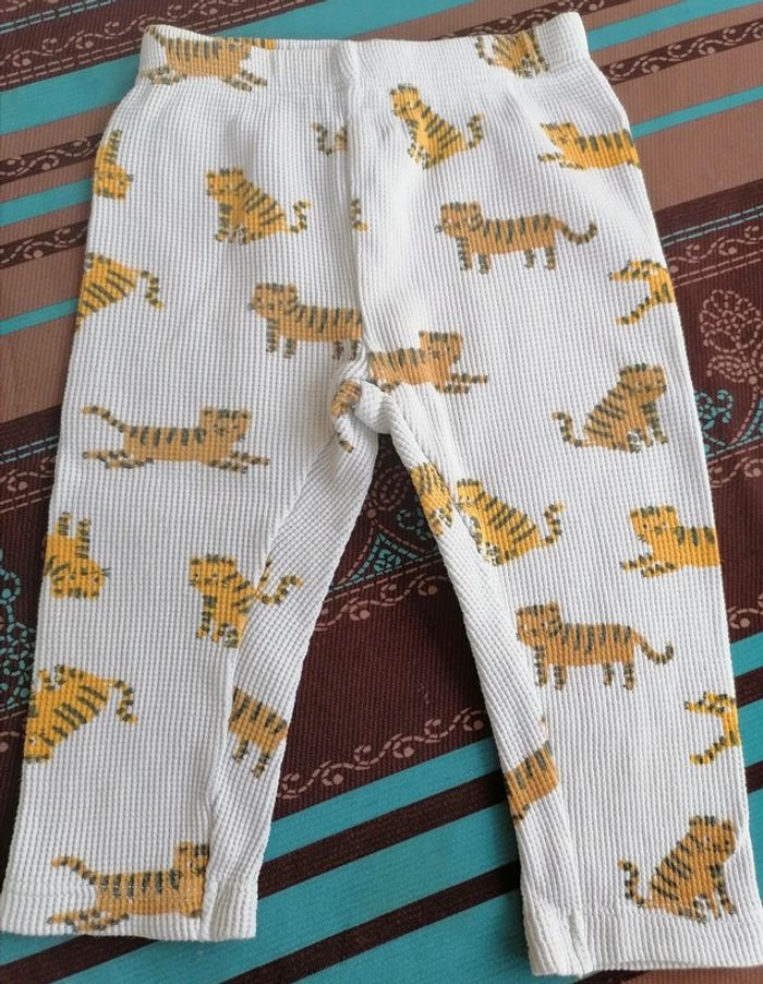 3 pantalons léger 12 mois - photo numéro 3