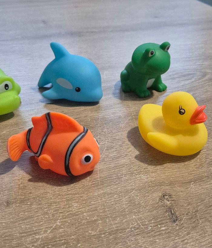 Lot jouets aspergeurs pour le bain - photo numéro 5