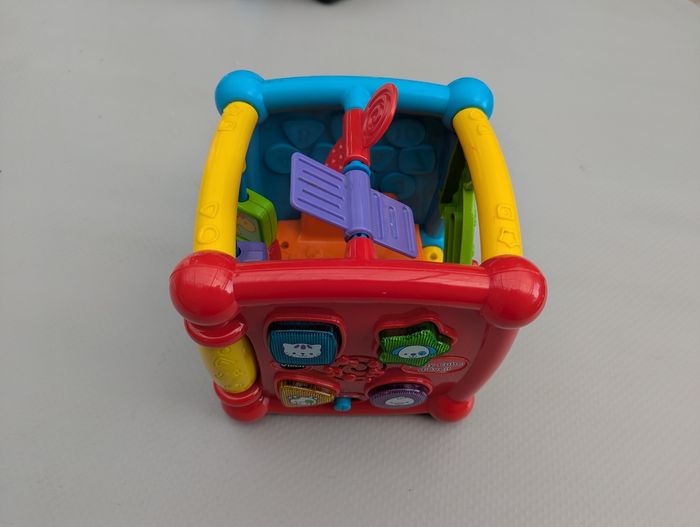 Cube d'éveil VTech - photo numéro 3