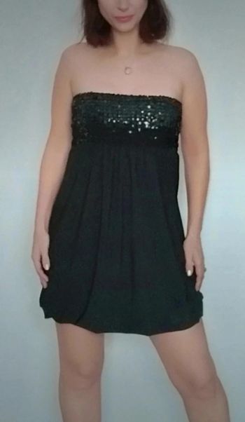 Robe noire bustier sequins taille unique