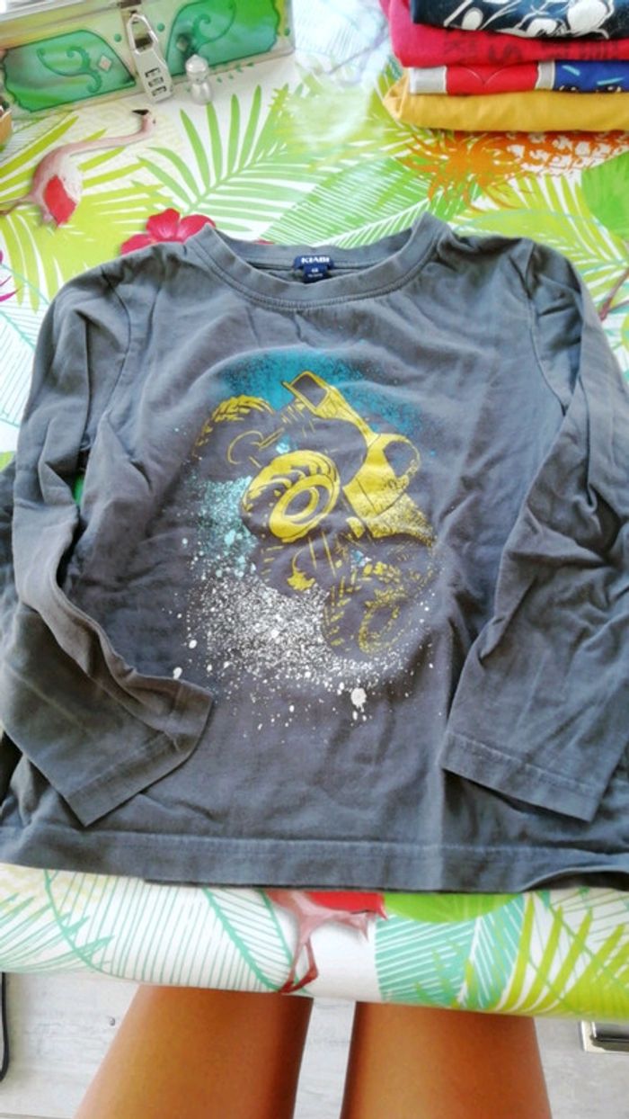 Tee shirt manches longues 6 ans kiabi