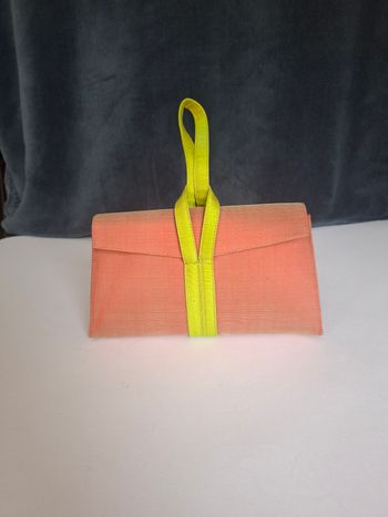 Pochette La Vie Devant Soie Dolita – orange & anis – neuve