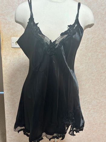 Nuisette taille 46-48 marque QLS la source