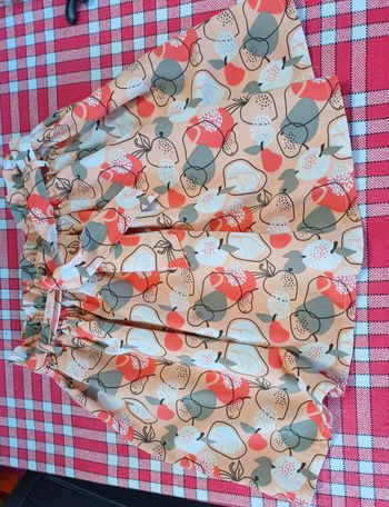 Ensemble jupe et tee-shirt