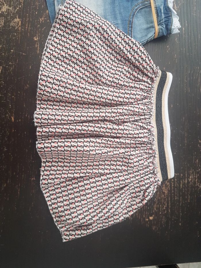 Lot 2 jupes 3ans - photo numéro 2