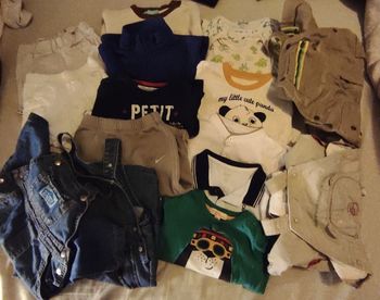 Lot de vêtements 12 mois