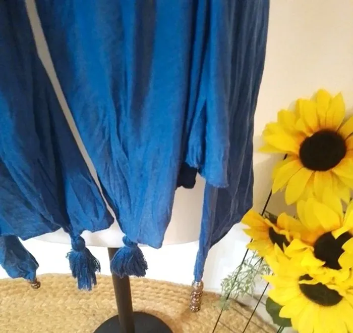 grand foulard asymétrique avec breloques et pompoms 150x 900cm - photo numéro 3