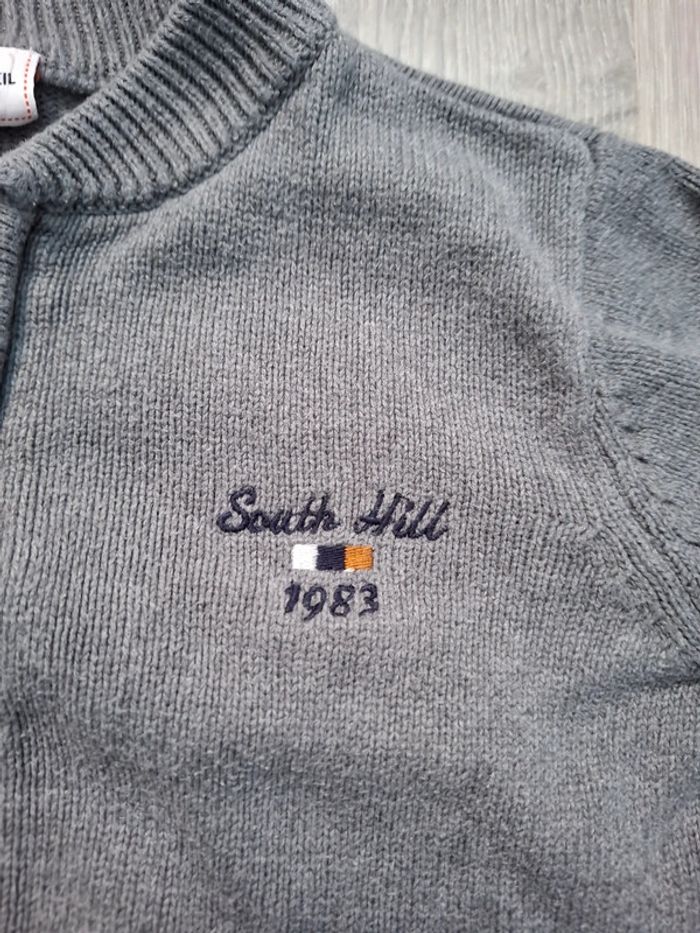 Gilet zippé gris TAO 8 ans south ill - photo numéro 2