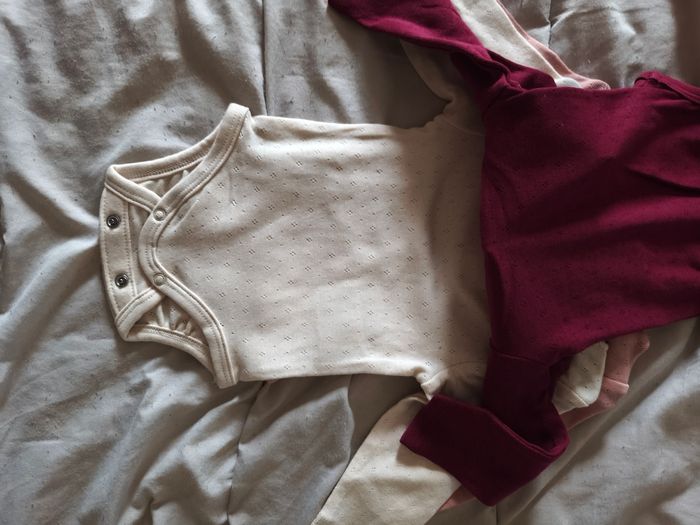 Bodies fille - photo numéro 2