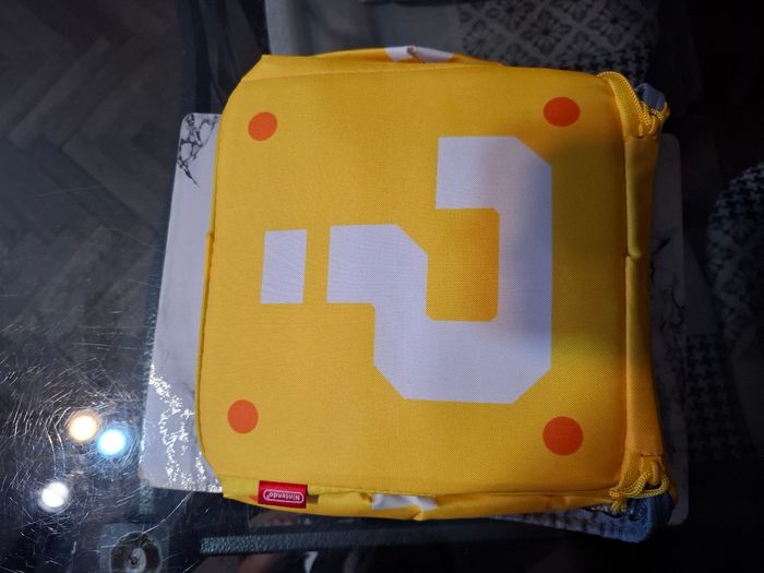 Sac à lunch glacière sac isotherme de Mario Kart et Super Mario Bros en forme de Mystery Box Cube Mini bloc - photo numéro 4