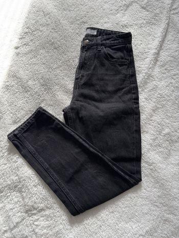 Jean mom noir Bershka
