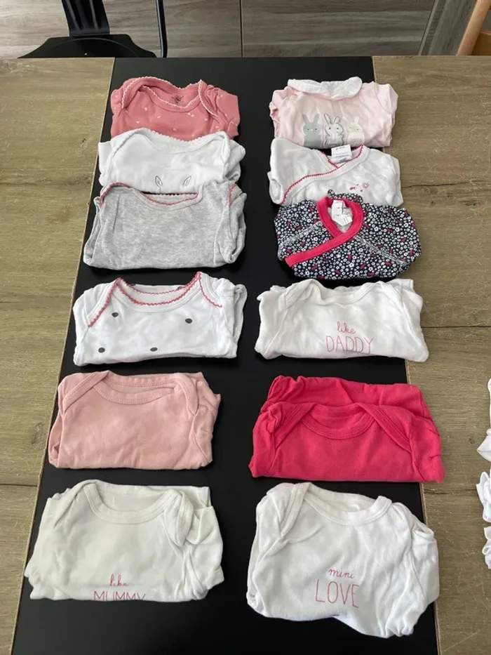 Lot de 12 bodies manche longue fille 3 mois