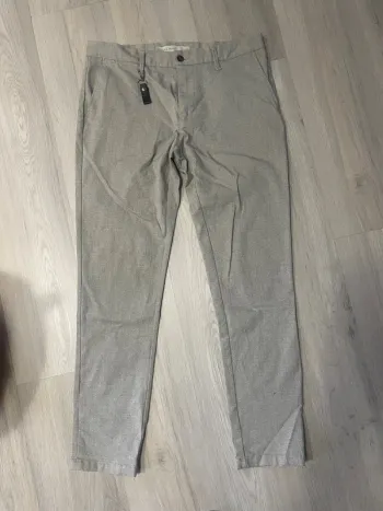 Pantalon Zara