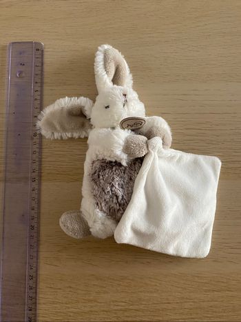 Doudou peluche lapin carré baby nat beige marron