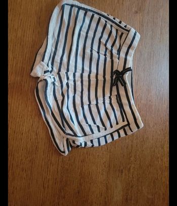 Short élastique 18 mois