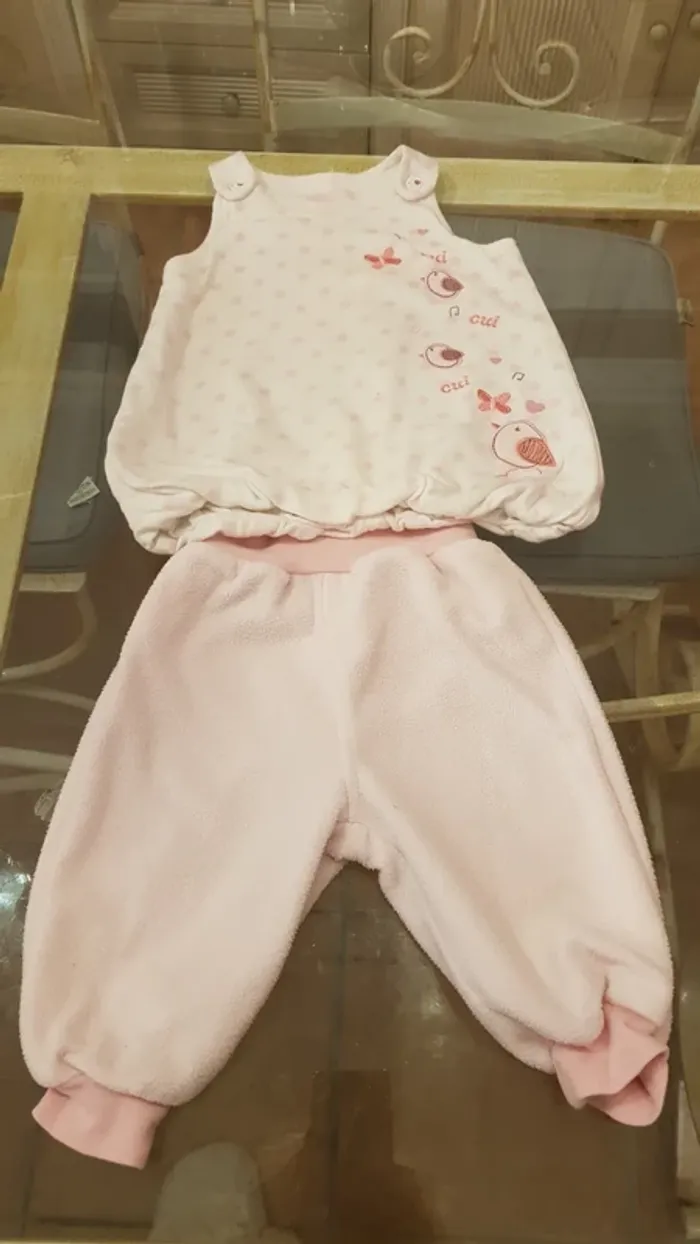 Lot vêtement bébé fille 6 mois - photo numéro 3