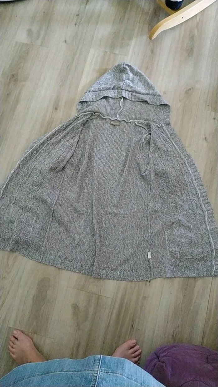 Gilet gris clair - photo numéro 2