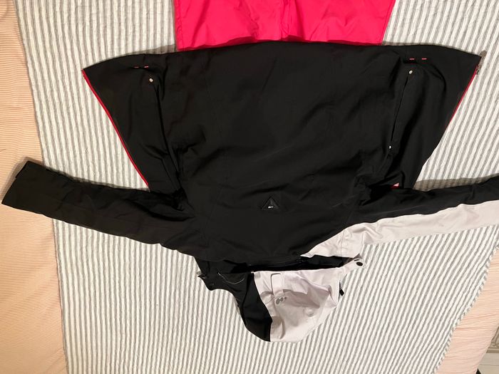 Ensemble ski comme neuf 8 ans - photo numéro 7