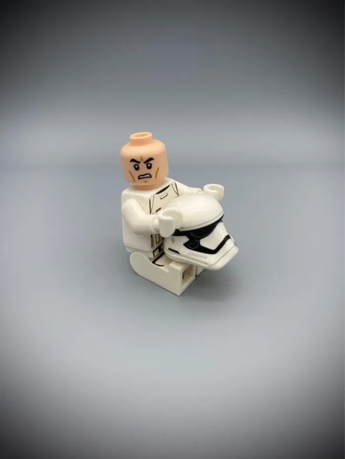 Minifigurine LEGO Star Wars sw0905 - First Order Stromtrooper - Très bon état - photo numéro 5